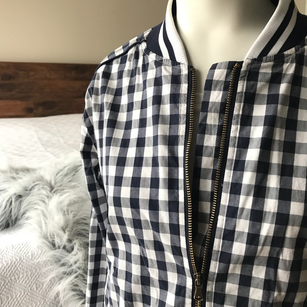 Buffalo Check Bomber